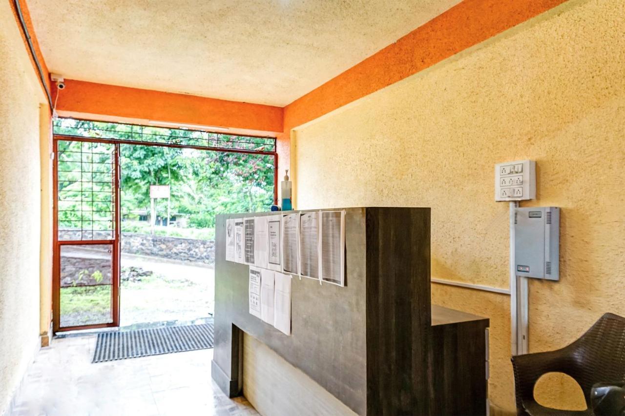 Spot On 81689 New Saiba Lodging プネ エクステリア 写真