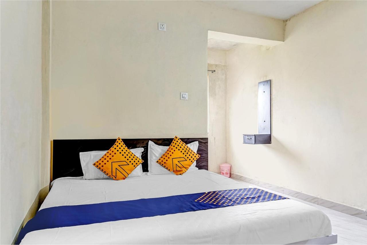 Spot On 81689 New Saiba Lodging プネ エクステリア 写真