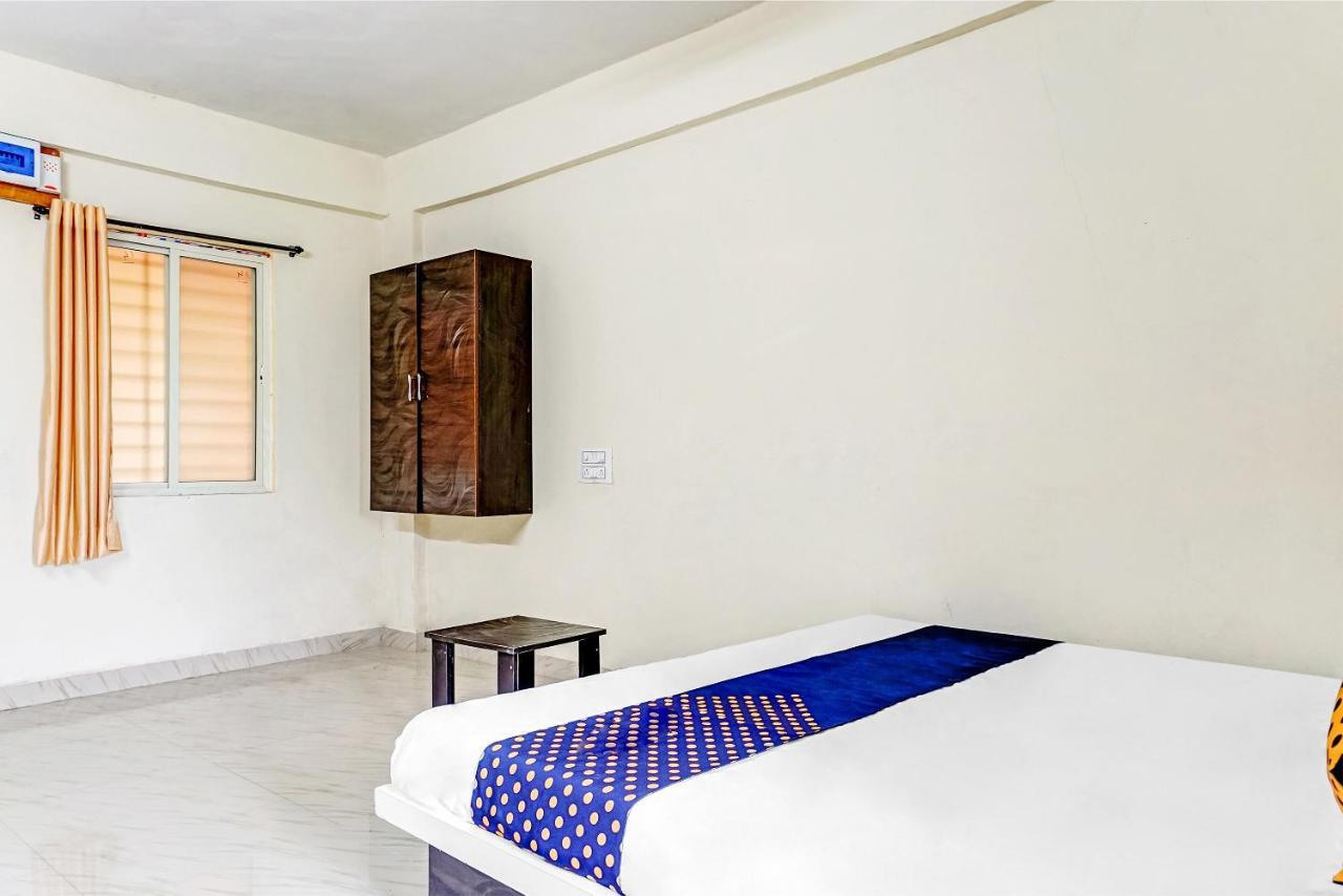 Spot On 81689 New Saiba Lodging プネ エクステリア 写真