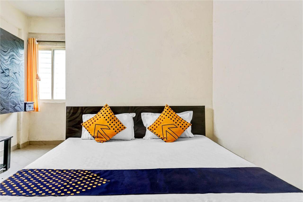 Spot On 81689 New Saiba Lodging プネ エクステリア 写真