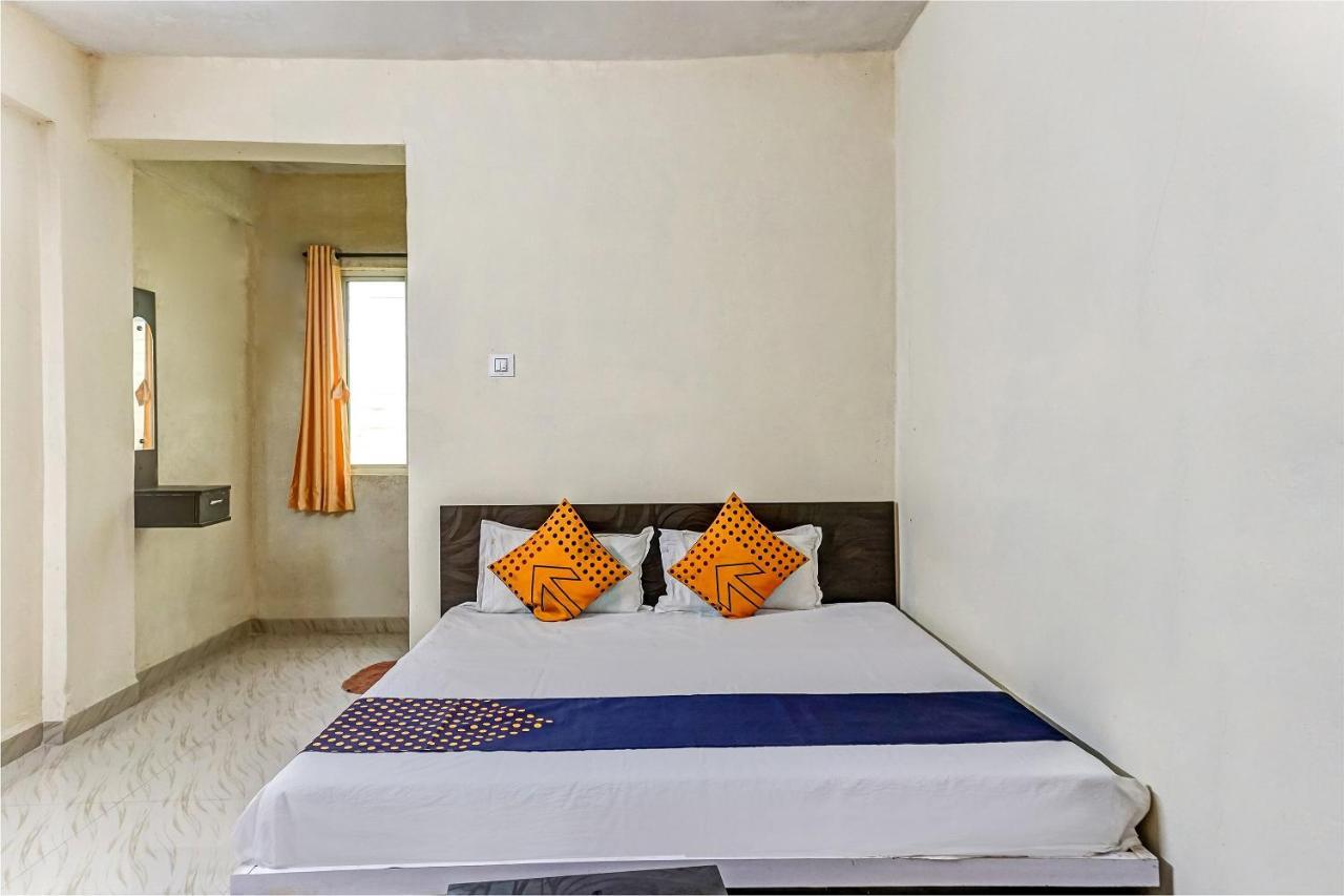 Spot On 81689 New Saiba Lodging プネ エクステリア 写真
